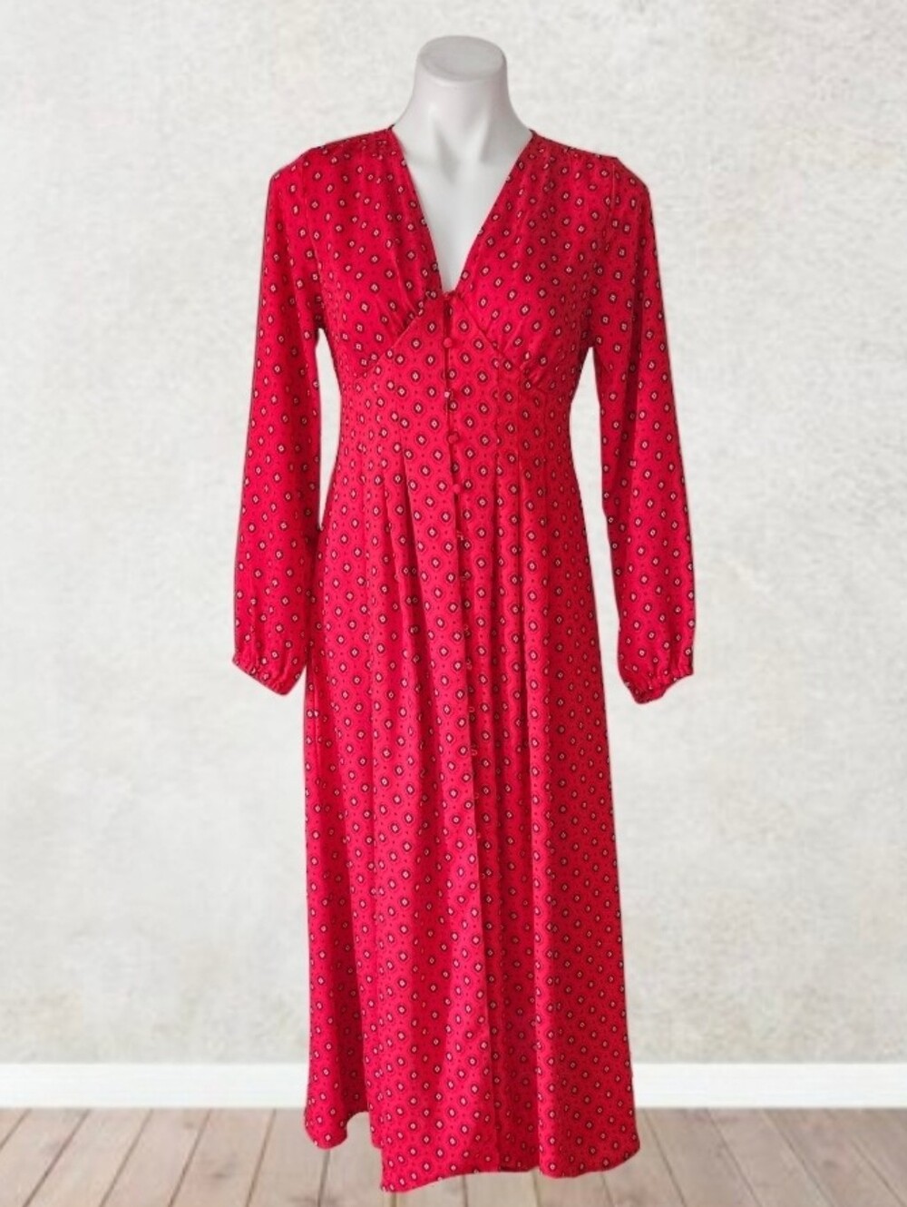 Only Long button-front dress with a bohemian print, fitted and flowing Size Smal